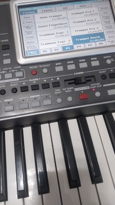 Продам KORG pa900