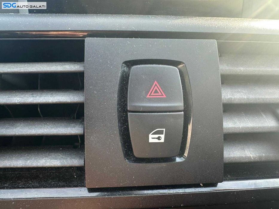 Buton Releu Avarii Avarie BMW Seria 1 F20 F21 F22 F23 2011 - 2019 [C9537]