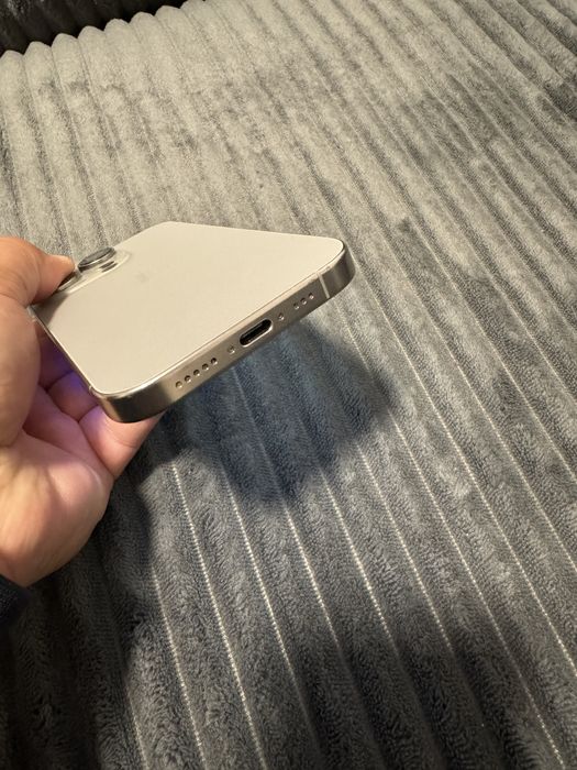 Iphone 16 pro baterie 95%