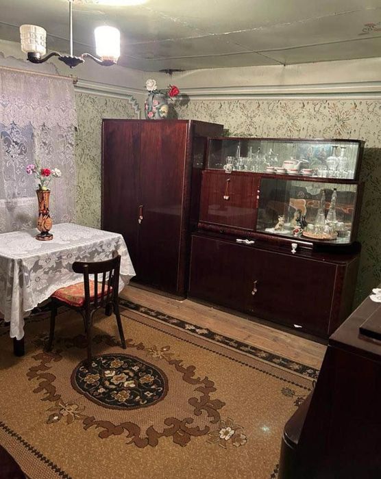 Vand casa si gradina