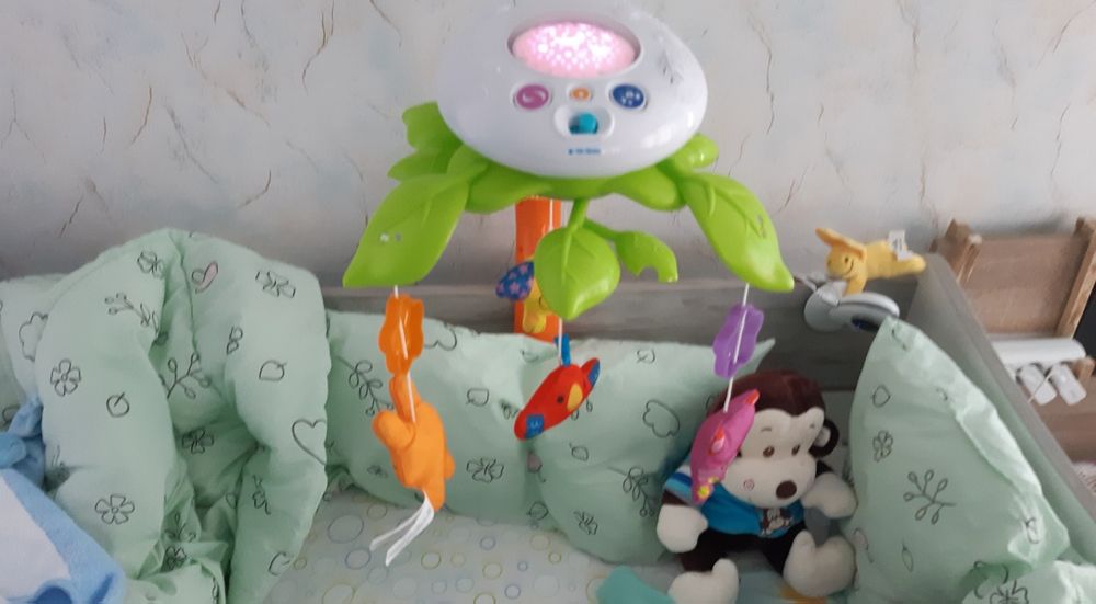 Музикална въртележка за кошара winfun