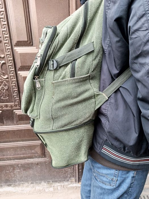 Рюкзак походный универсальный,плотная ткань