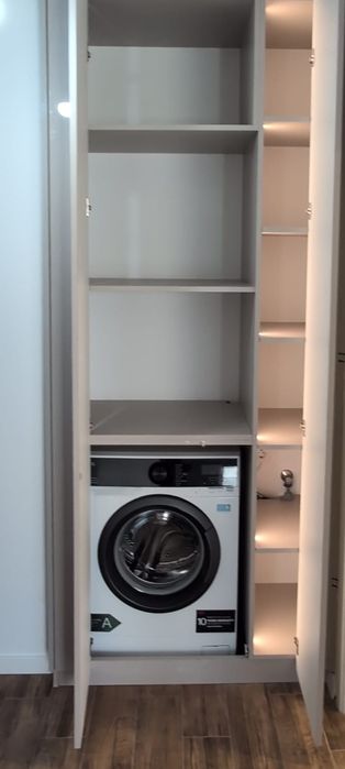 Închiriez apartament modern 2 camere, bloc nou