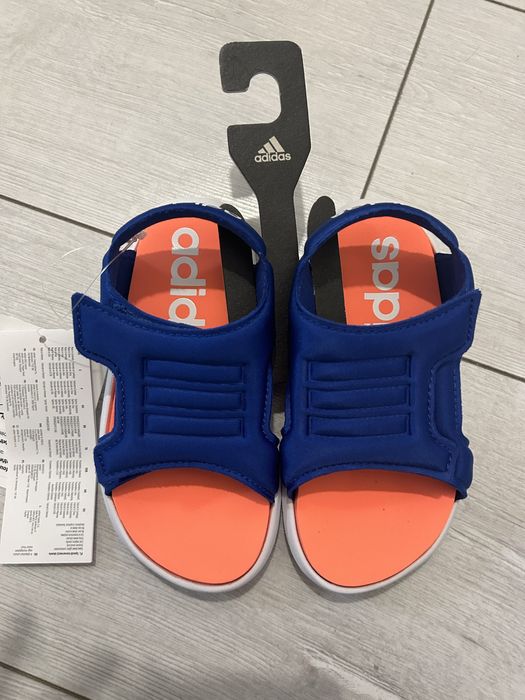Сандали adidas 25 номер Нови