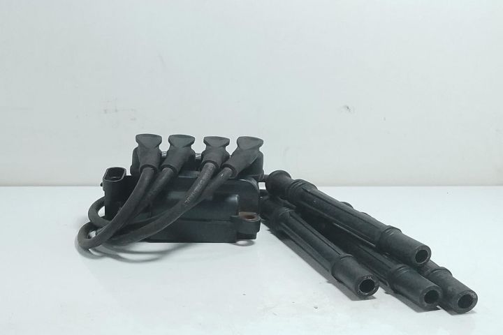 Bobina inductie cu fise bujii 8200702693 Renault Twingo a 2-a generat