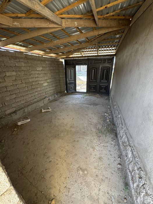 Ховли Сотилади Гунгон Махалласида  Жанубий саноат 15A