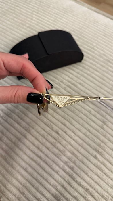 Дамски слънчеви очила PRADA