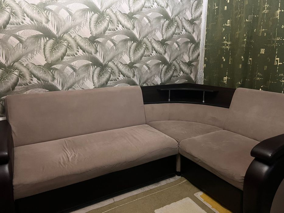 Продам Угловой, Раскладной Диван