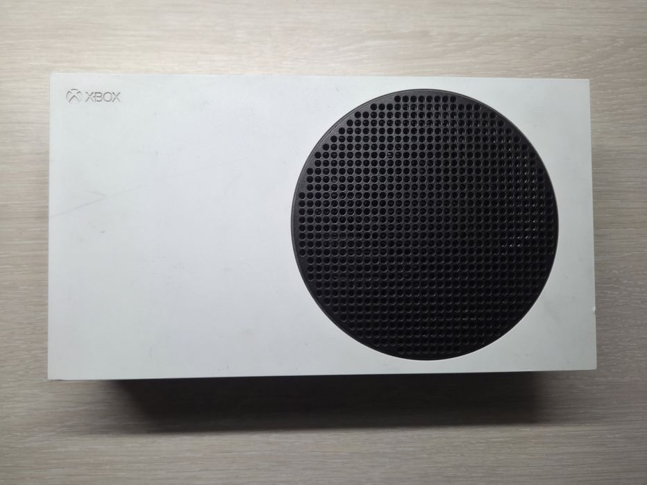 XBOX Series S + библиотека на 60 игр