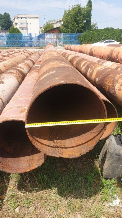 Vând țeavă de metal cu diametrul de 611 și diametrul de 406 mai mic pr