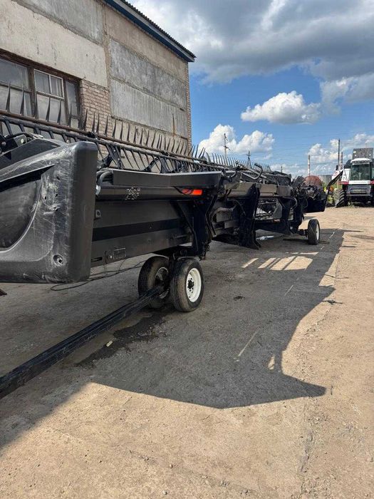 Продаю сельхозтехнику комбайны, посевной