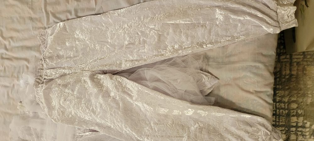 Продается срочно одежды для невесткам