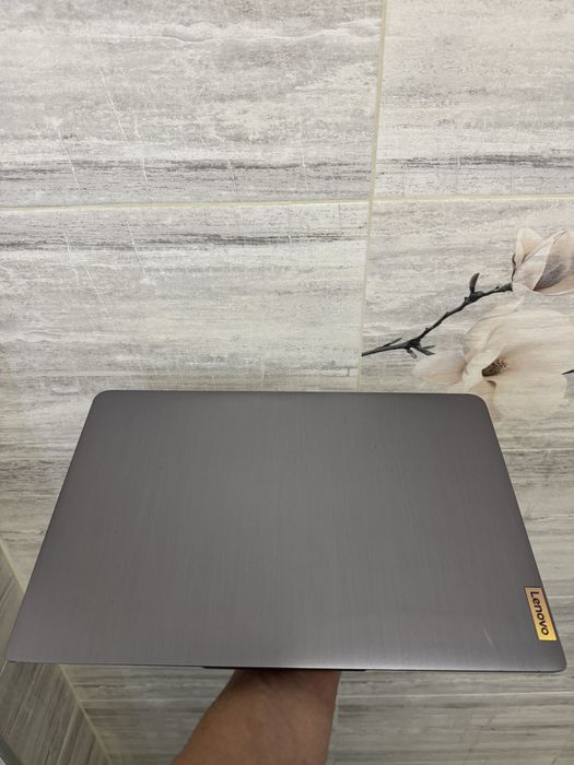 Lenovo IdeaPad 3 14ALC6 Ryzen 3 5300U / 12GB RAM / 14” / SSD /