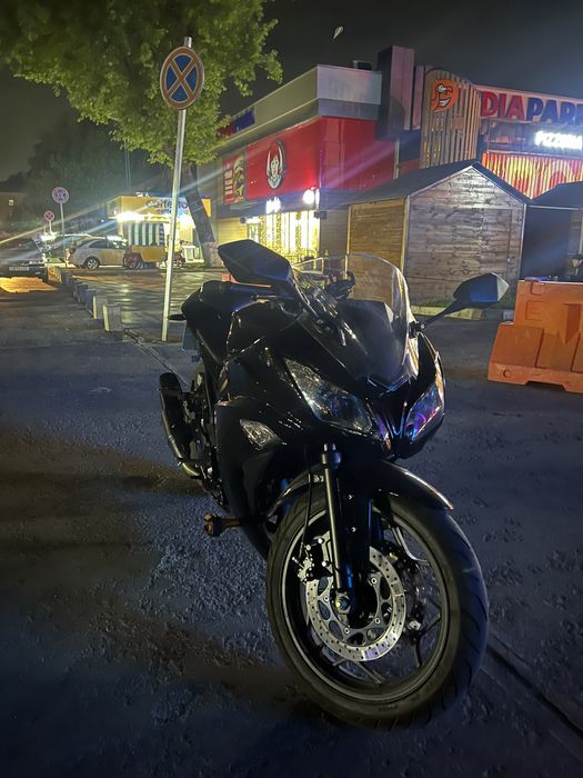 Moto kavasaki 400 cc