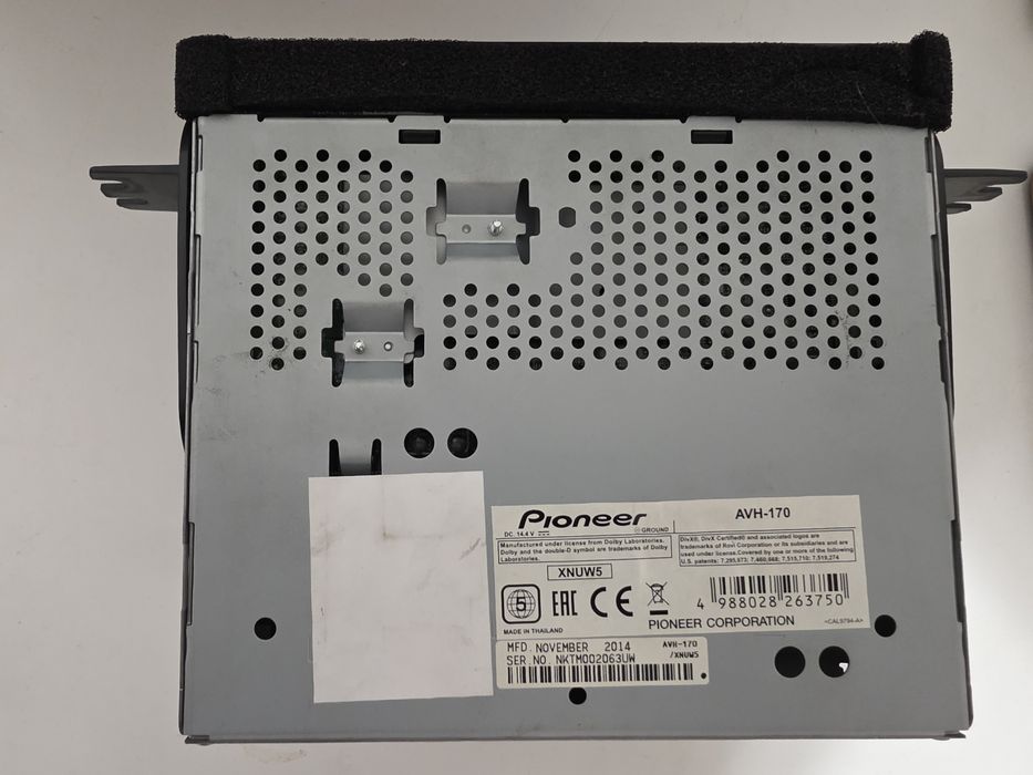 Магнитола Pioneer AVH-170