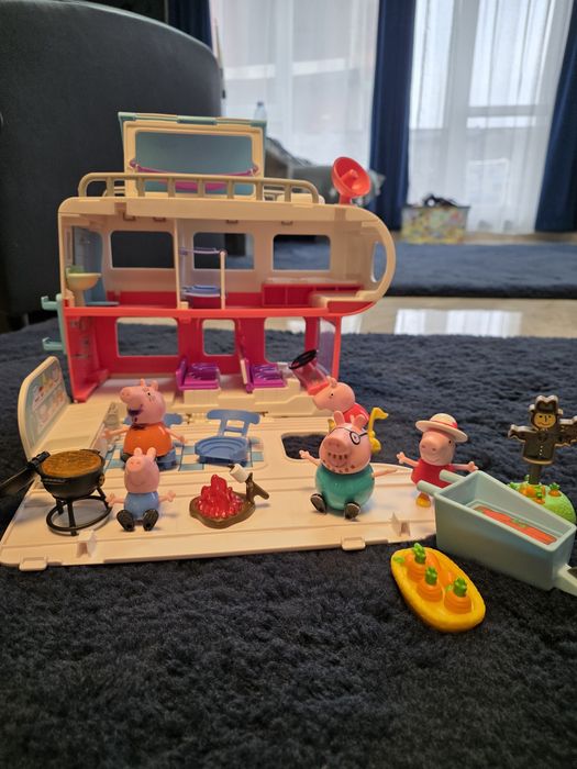 Пепа Пиг и семейство