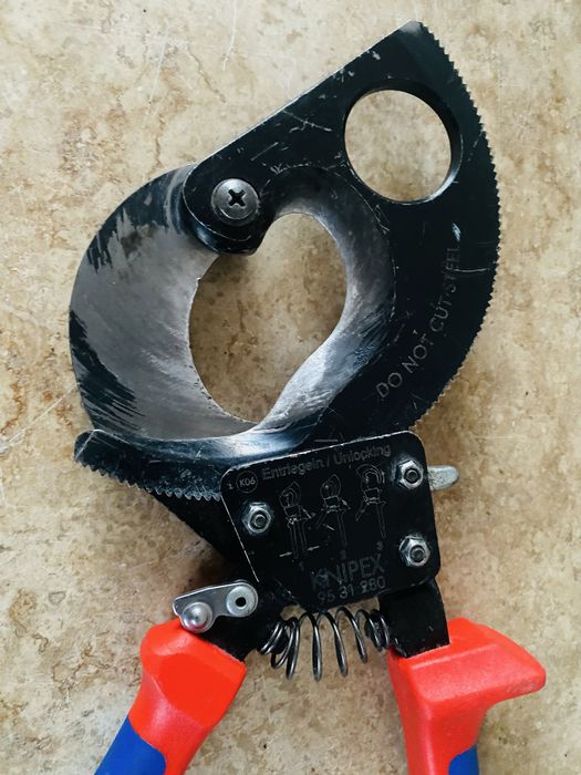 Knipex cleste de taiat cabluri electrice