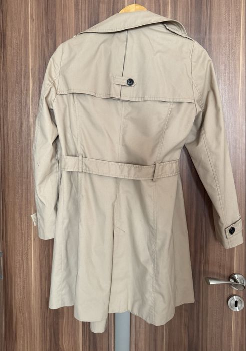 Бежов шлифер  Stradivarius