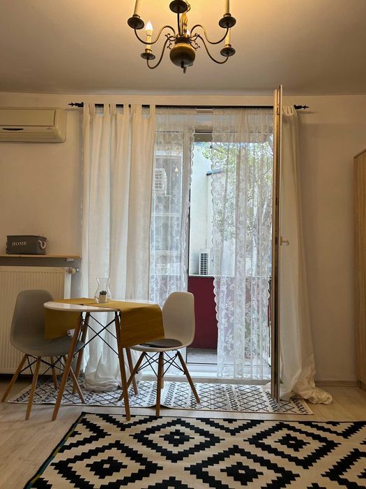 Ofer spre inchiriere Garsoniera Centrul Vechi – IC Bratianu, propriet.