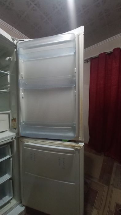 Холодильник техника