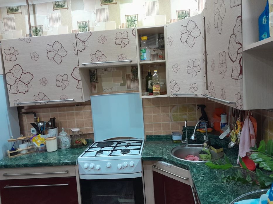 Продам кухонный гарнитур