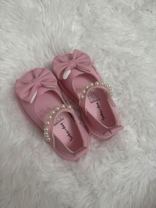 Детские туфли новые