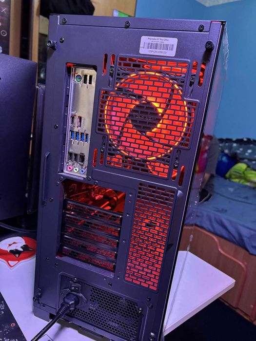 PC GAMING-Ryzen 7 5700X 32GB RAM 3200mhz RX7700XT 12GB