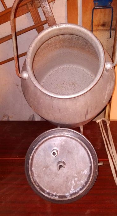 Бидон от доильного апарата