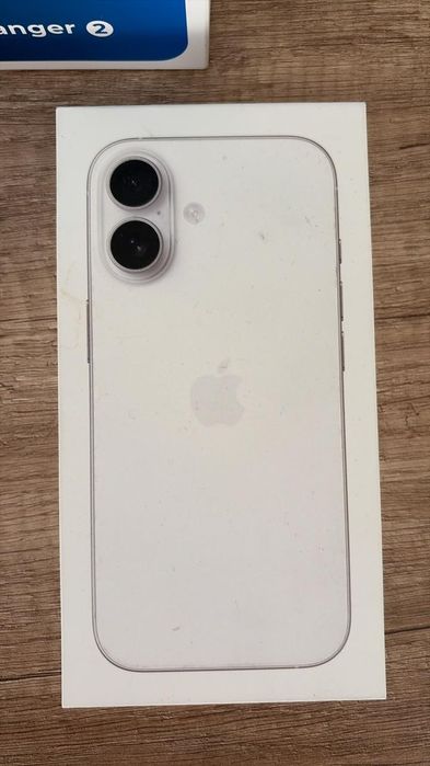 Продам айфон 17 256гб