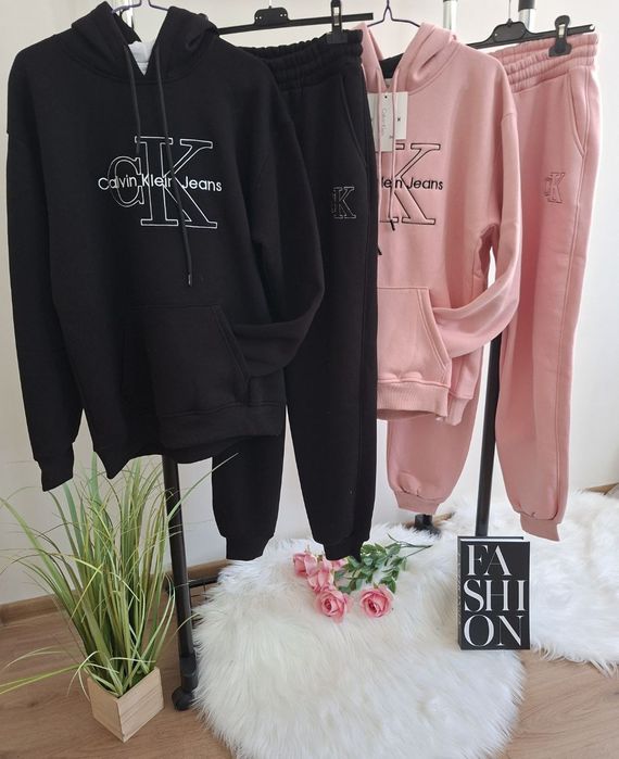 Ватирани дамски екипи