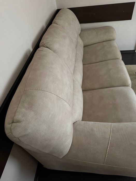 Мек и удобен триместен диван - 210 см