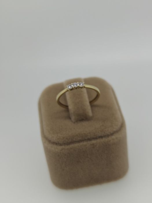 Inel de logodna aur 14k 1.02gr cu 3 diamante naturale(r)