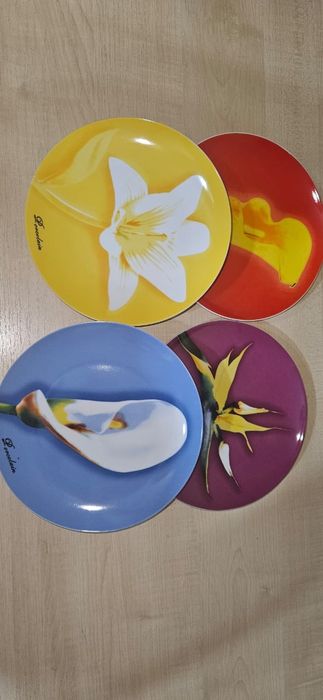 Чайный сервиз с узорами