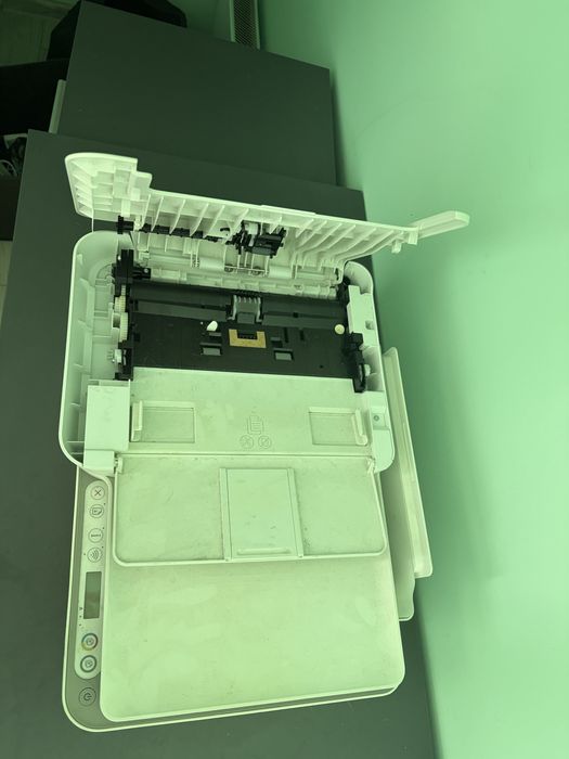 Принтер Hp цветен