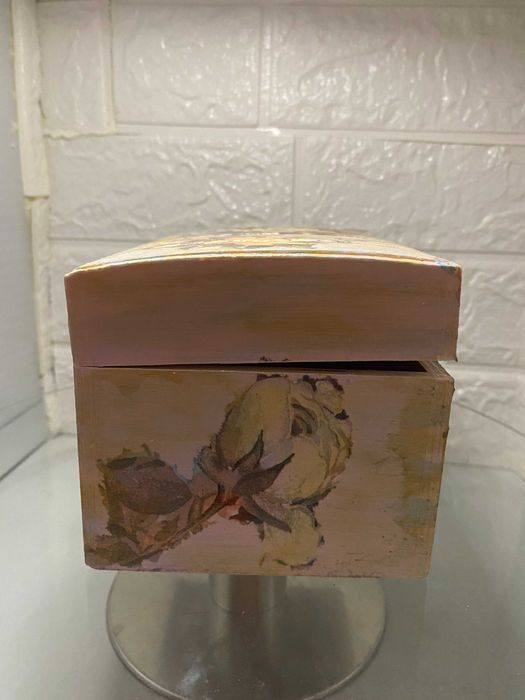 Кутия за бижута  рози