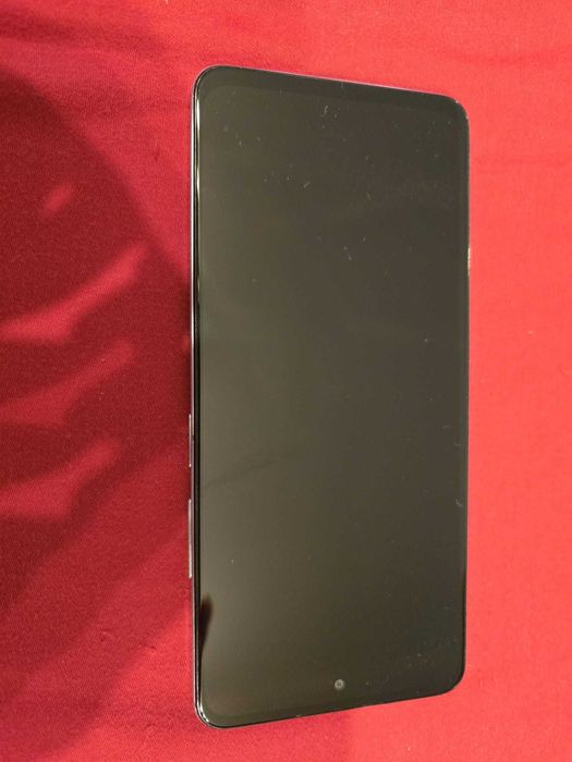 Oppo a79 5g 8gb RAM 256gb Stocare