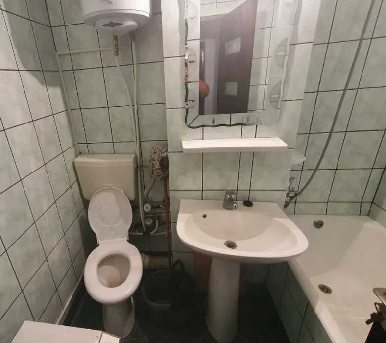 Дава се под наем Тристаен апартамент в Пловдив, Христо Смирненски - 84 кв.м за 265.2 € - Снимка #3