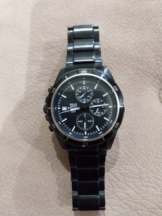 Часы casio фирменные!хороший подарок на день Влюблённых