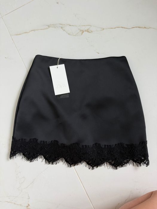 Zara Черна пола Зара