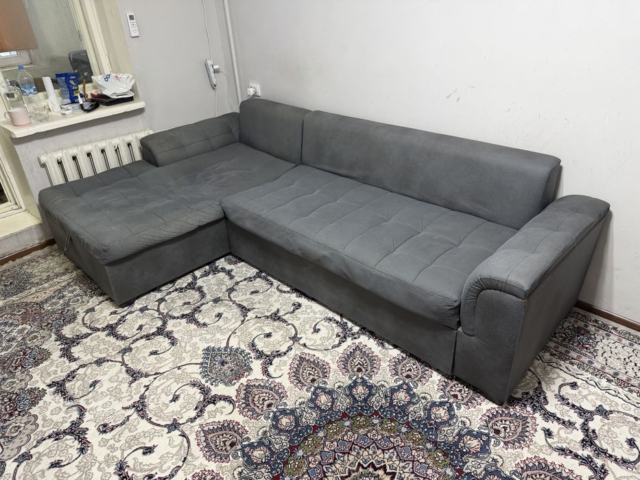 Продается угловой диван с механизмом
