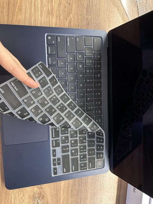 MacBook Air13/ M2chip/ 256/8 GB