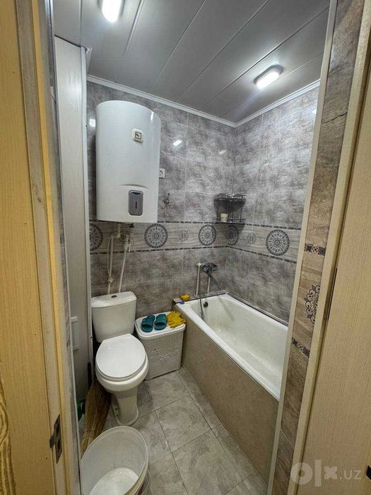 Продается своя 1-комнатную квартиру в центре Ферганы, 5 этаж