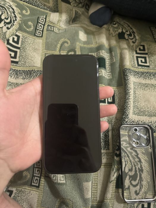 iPhone 15 pro б/у