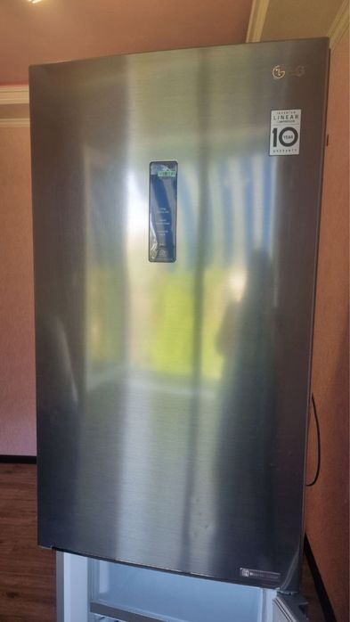 Продается холодильник LG