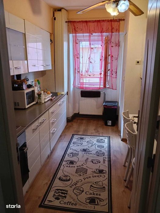 3 camere, 64 mp, 2 băi, 2 balcoane, zona Iulius Mall, Intre Lacuri