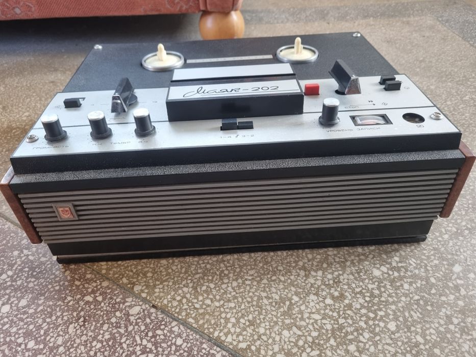 Magnetofon Maiak -202.   Pentru colectionari