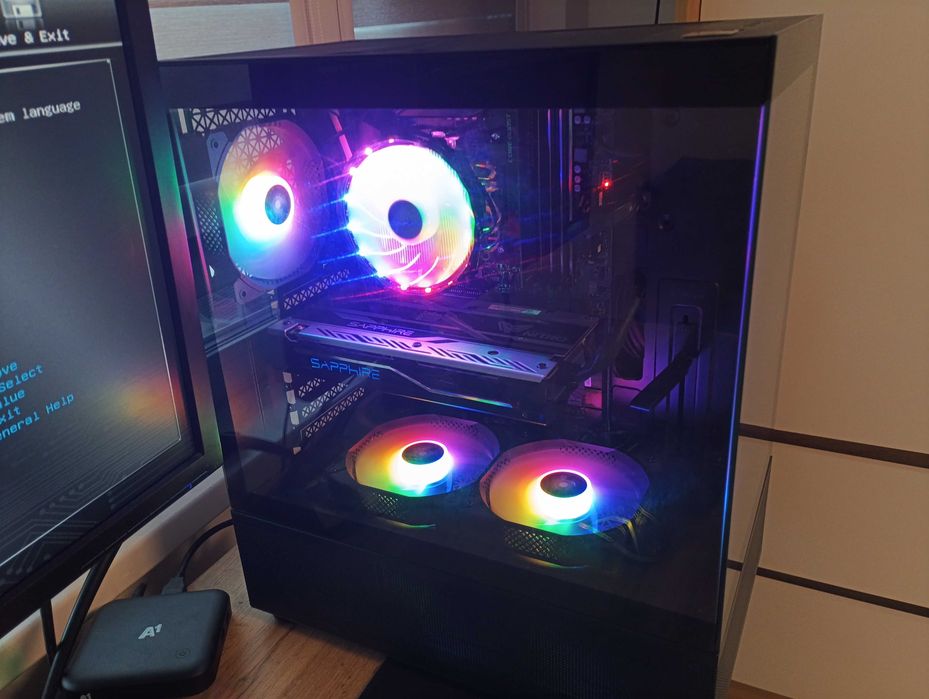 Геймърски компютър Ryzen 7