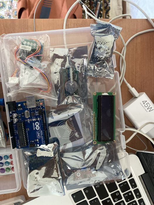 Arduino Uno и детали