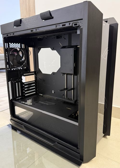 Carcasa Asus Rog Strix Helios RGB