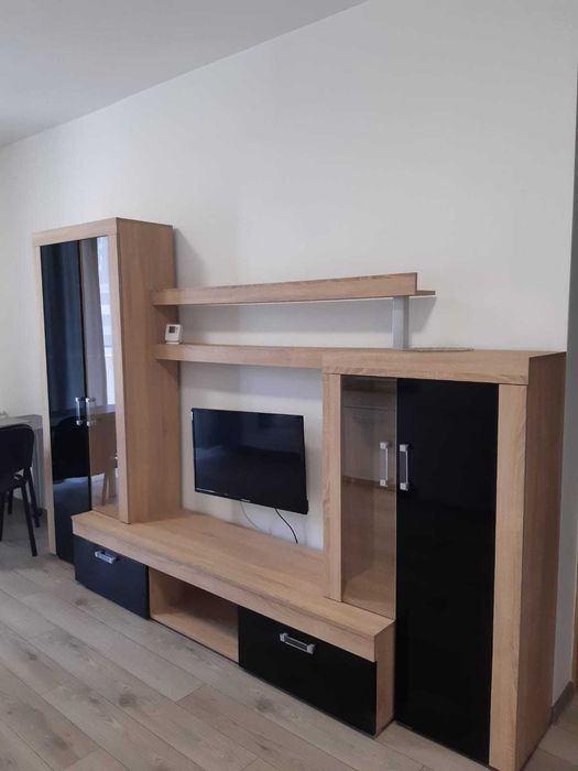 Închiriez pe perioade scurte